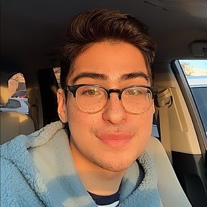 Meet your Posher, Daniel